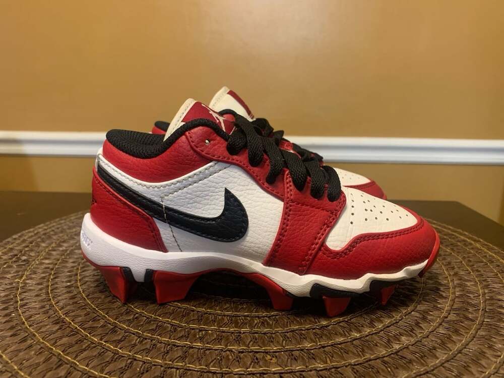 Air Jordan 1 Low Cleat Chicago Boy’s Size 12C